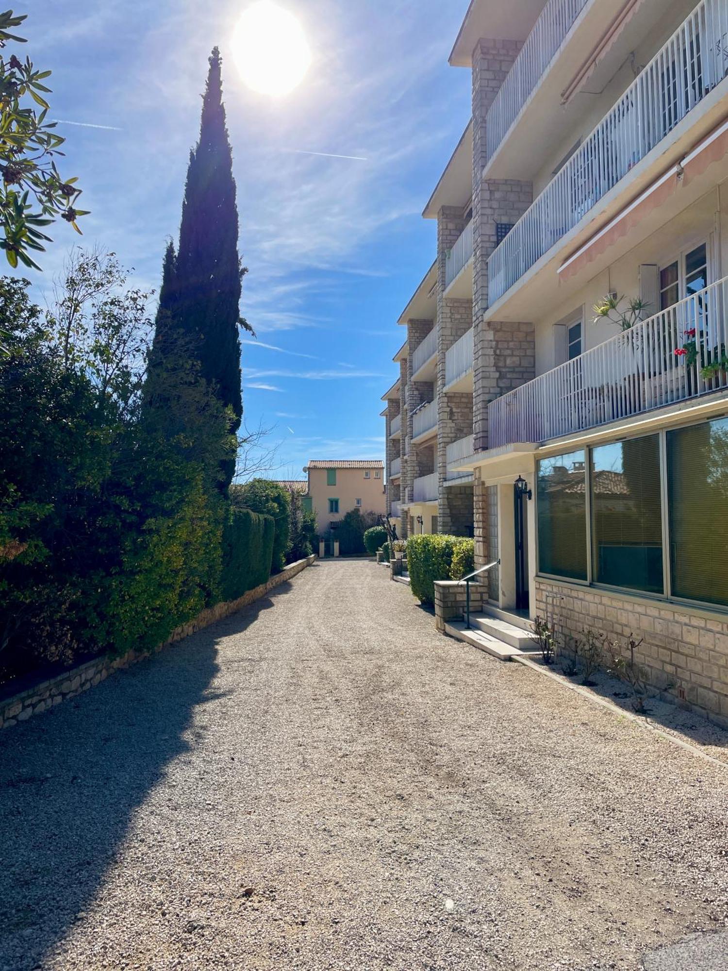 Appartamento Au Coeur Et Au Calme De Bandol, Parking Et Climatisation Bandol
